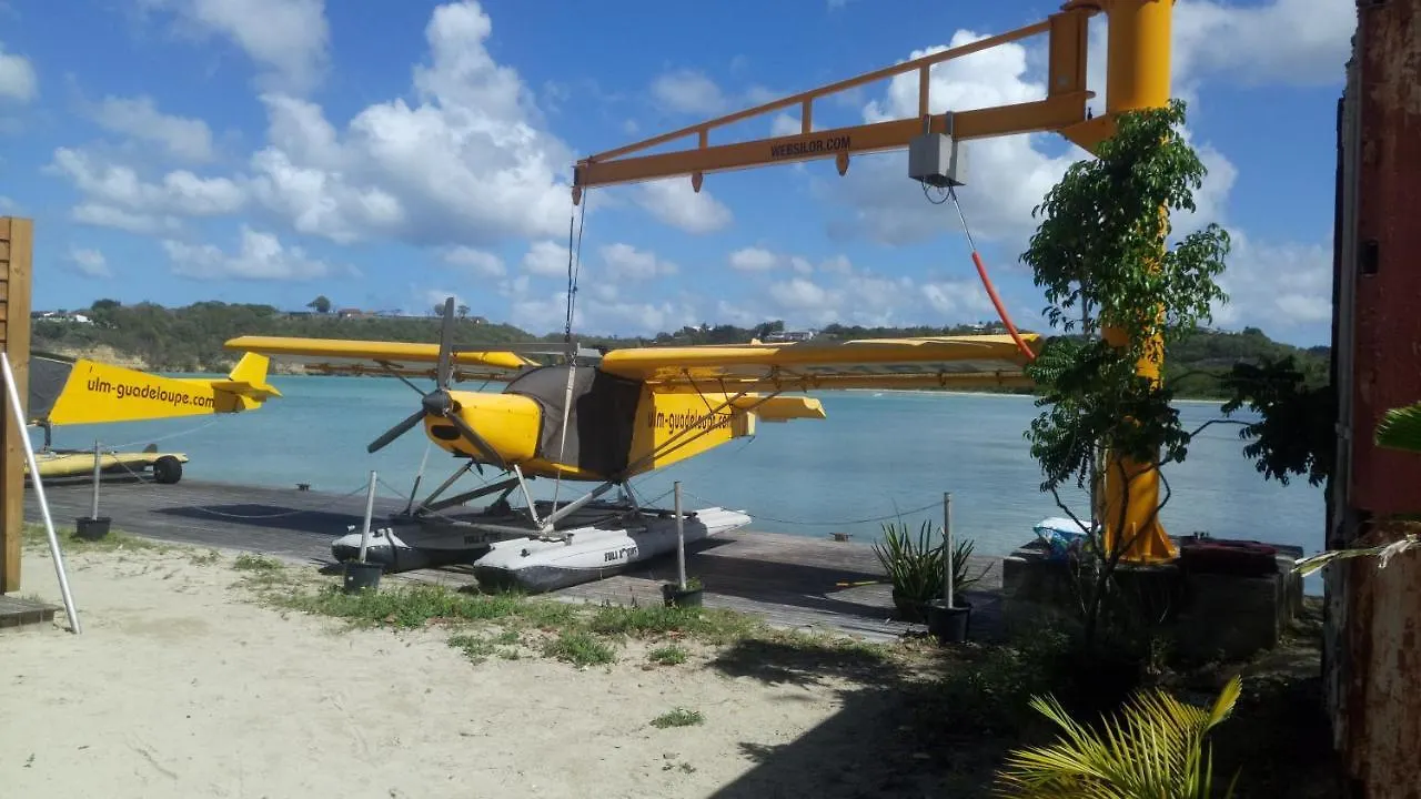 Apartment F1 Vue Mer, Acces Plage, En Centre-Ville Le Gosier  Guadeloupe