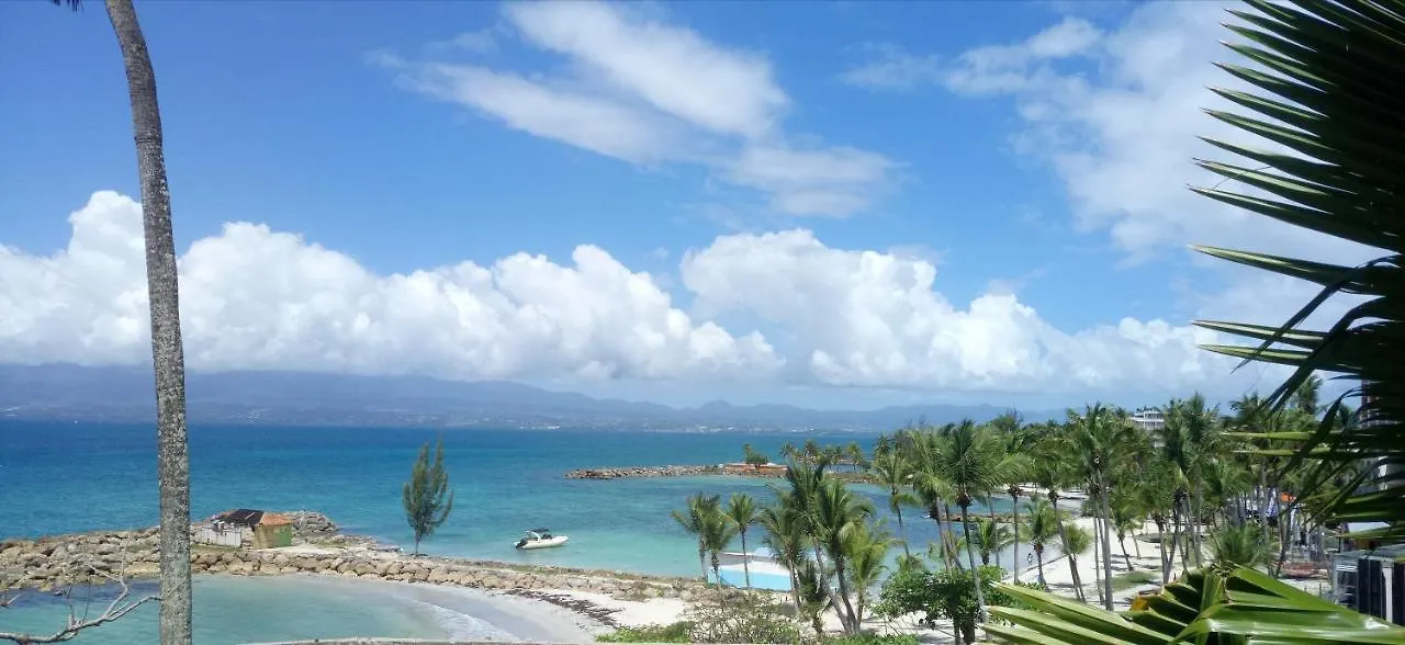 F1 Vue Mer, Acces Plage, En Centre-Ville Le Gosier  0*, Le Gosier (Grande-Terre) Guadeloupe