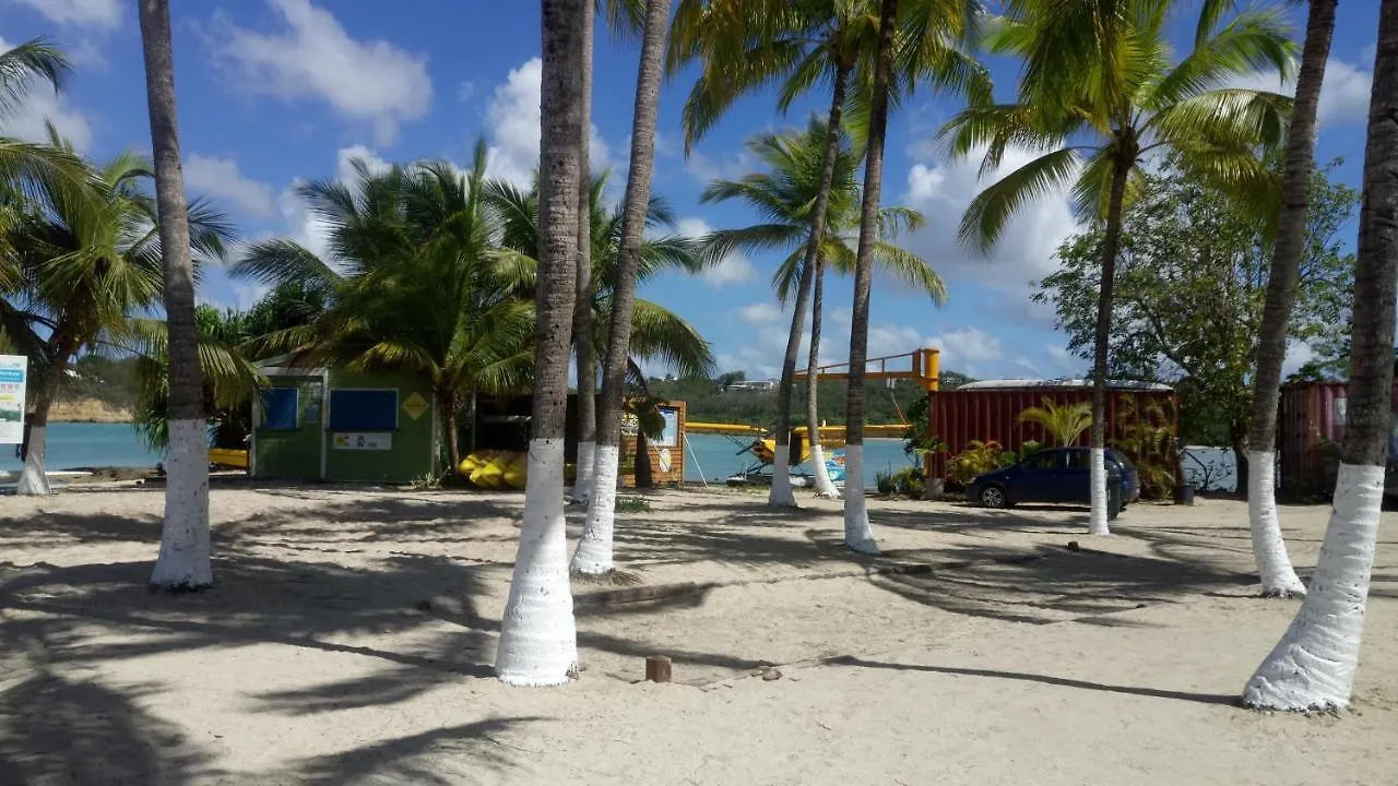F1 Vue Mer, Acces Plage, En Centre-Ville Le Gosier  Le Gosier (Grande-Terre)
